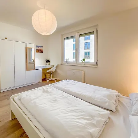 Rosenberg-suite, Zentral, Stellplatz, 70m2, Business & Privat Apartman *